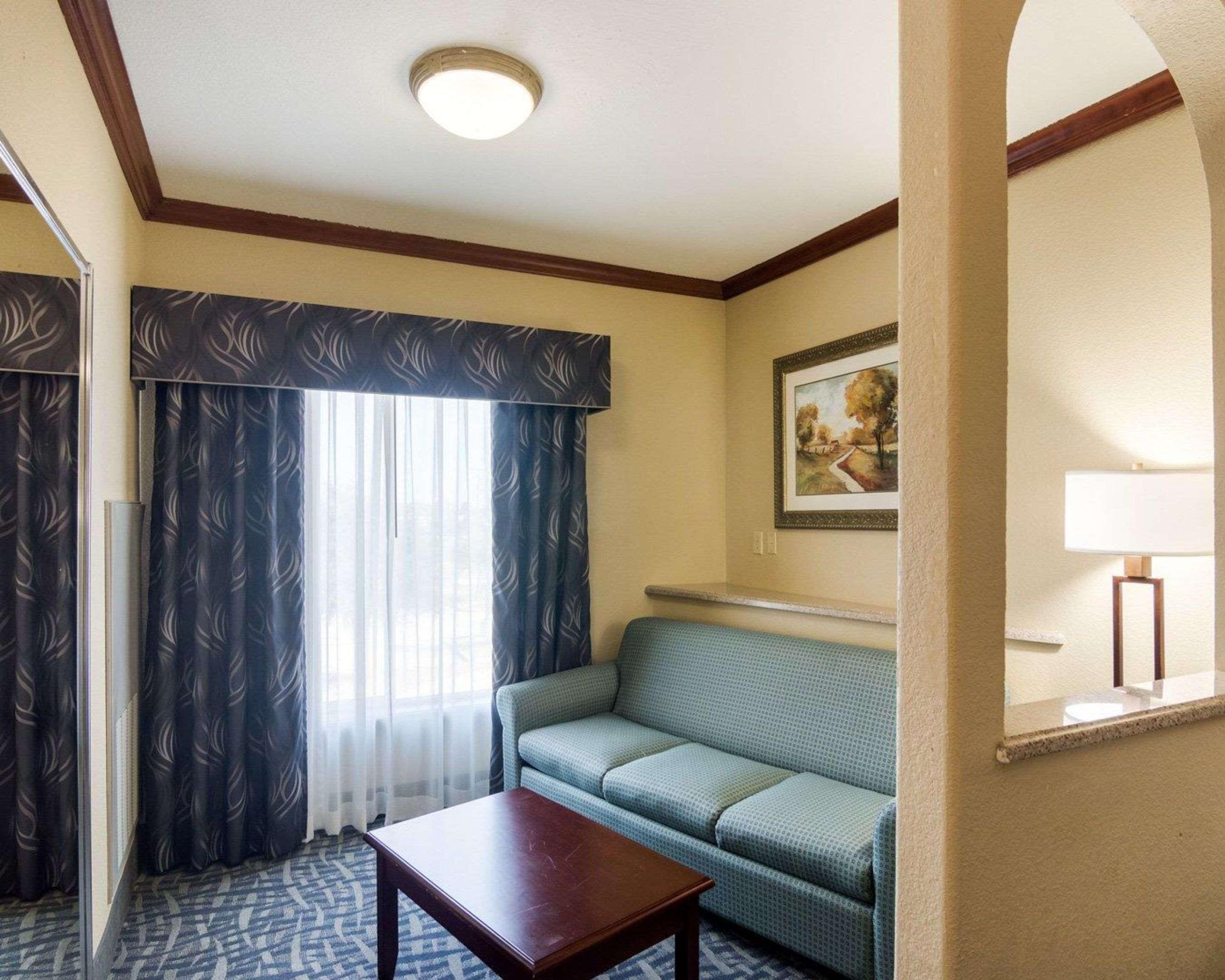 Comfort Suites Gainesville Kültér fotó